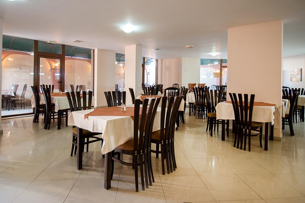 South Beach Hotel Zarewo Exterior foto