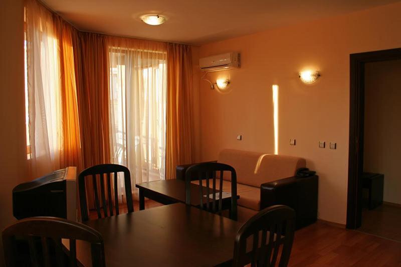 South Beach Hotel Zarewo Exterior foto